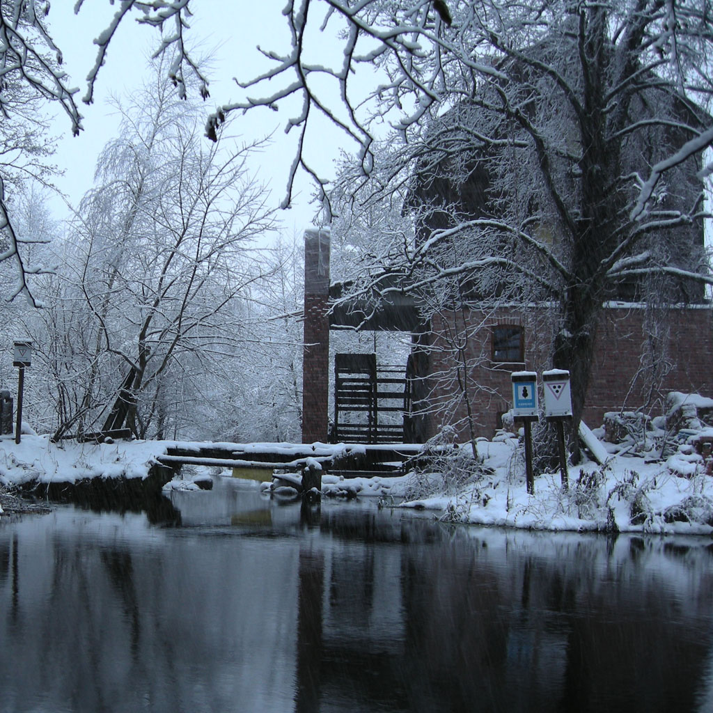 Mlyn-Patryki-od-strony-rozlewiska-styczen-2012